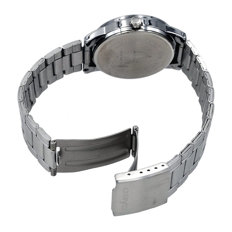 Reloj analógico estándar Casio para hombre, acero inoxidable con esfera negra y función de fecha romana, movimiento japonés