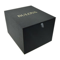 Bulova Reloj clásico de cuarzo para hombre, 6 manecillas, multifunción, día/fecha, esfera negra estampada