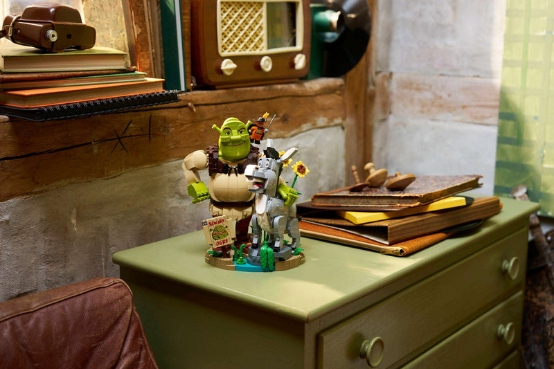 LEGO Shrek, Donkey & Puss in Boots