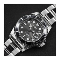 Reloj de cuarzo Invicta Pro Diver para hombre con correa de acero inoxidable y resistencia al agua