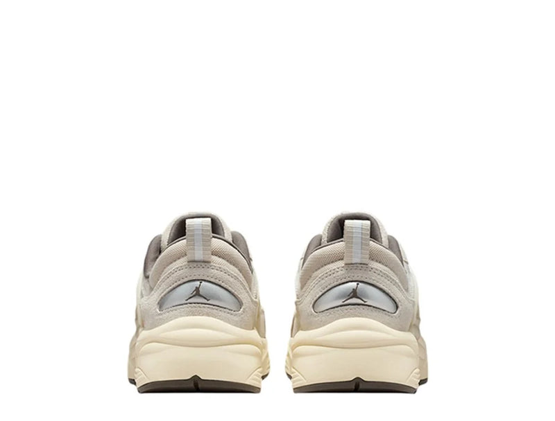 Jordan Trunner O/S Light Orewood