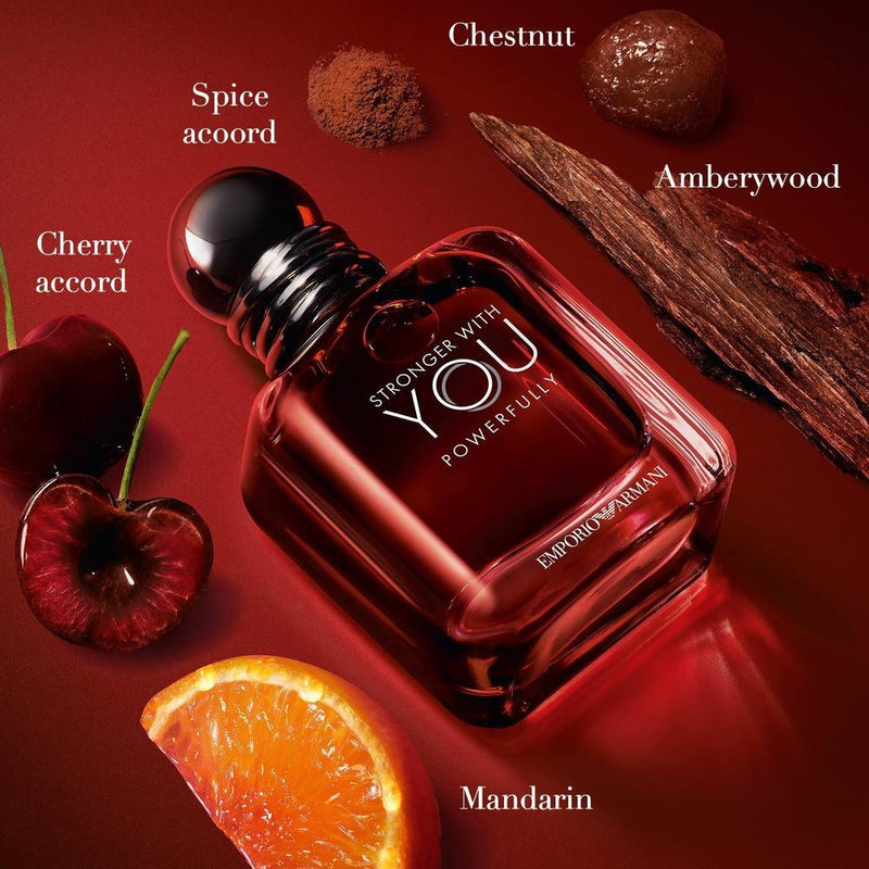 Armani Beauty - Colonia 'Stronger With You Powerfully' para hombre con notas cálidas y picantes de castaño, cereza y lavanda