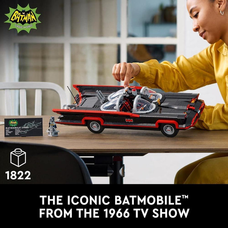 LEGO DC Batman: Set de Construcción del Batmobile Clásico Inspirado en la Serie de TV de 1966 para Adultos