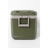 Nevera Igloo Sportsman Latitude 52 portatil para camping y pesca, capacidad 49 L y diseño duradero verde