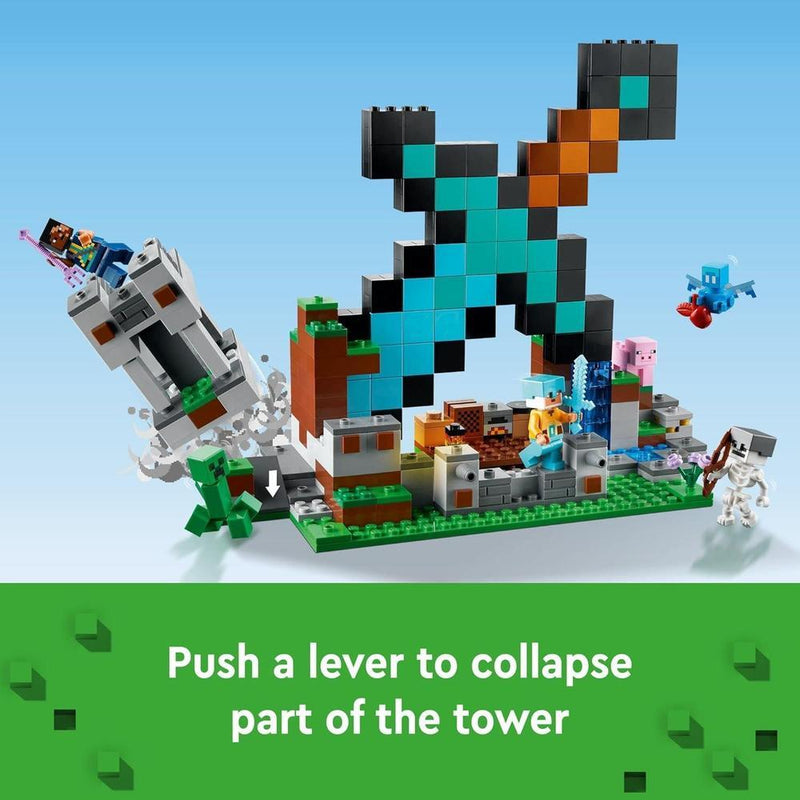 LEGO Minecraft The Sword Outpost 21244 con Creeper, Guerrero, Cerdo, Esqueleto para Aventuras Inspiradas en Videojuegos