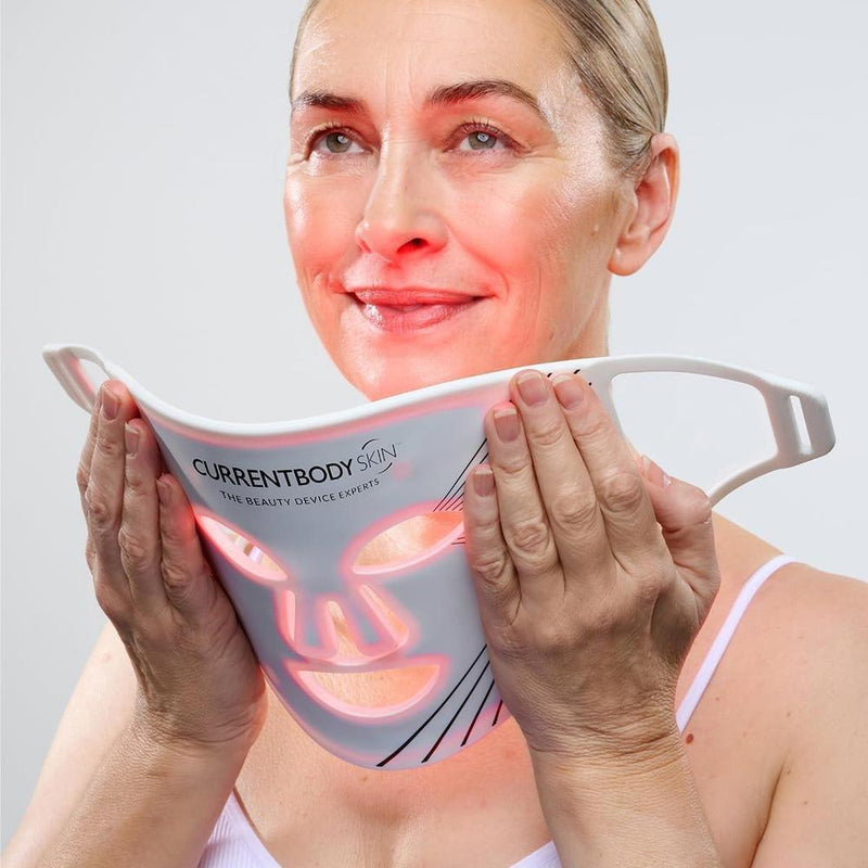Máscara Facial LED de Terapia de Luz CurrentBody para Rejuvenecimiento y Reducción de Arrugas