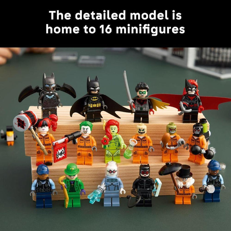 LEGO DC Batman Arkham Asylum para adultos, decoración de hogar u oficina, ideal para fans de cómics y películas, 76300