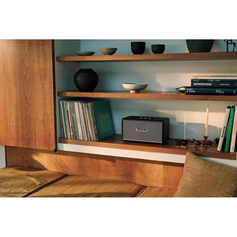 Altavoz Bluetooth Marshall Stanmore III, color negro, con sonido envolvente y diseño sostenible, compatible con smartphones y televisores