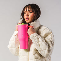 HydroJug Traveler - Vaso moderno con asa y pajilla abatible, resistente a fugas y reutilizable de acero inoxidable con base de goma