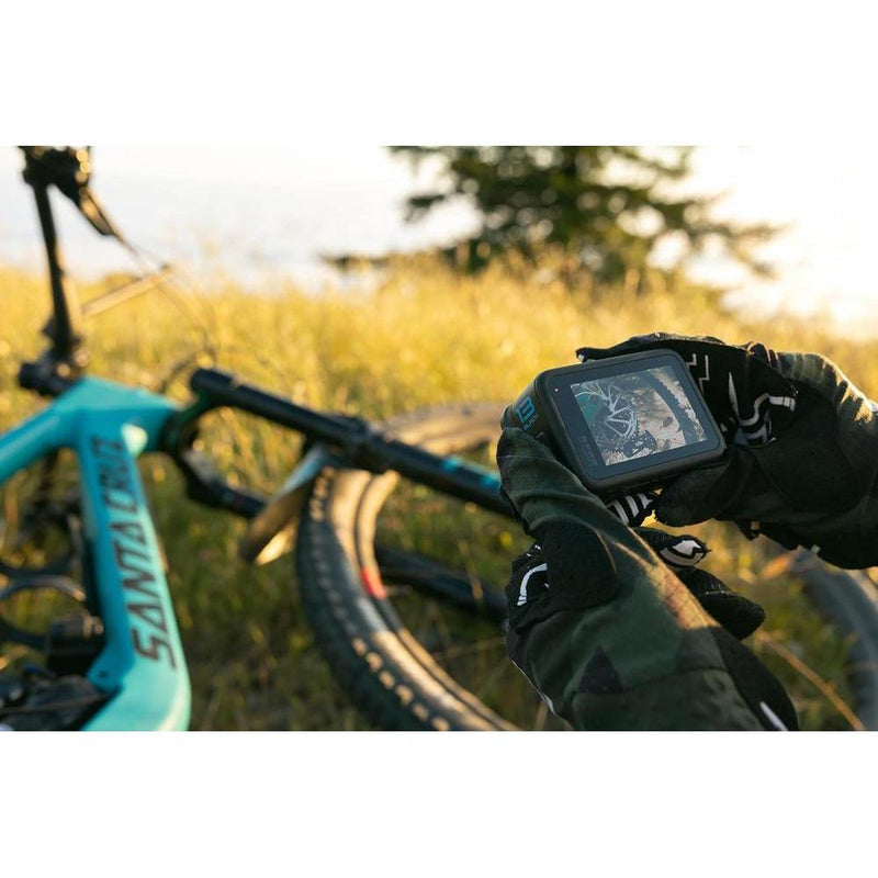 GoPro HERO13 Black, cámara de acción impermeable con video 5.3K, fotos 27 MP y compatibilidad con lentes HB